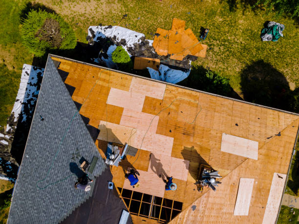 Best Commercial Roof Installation  in Fredericksburg, IA